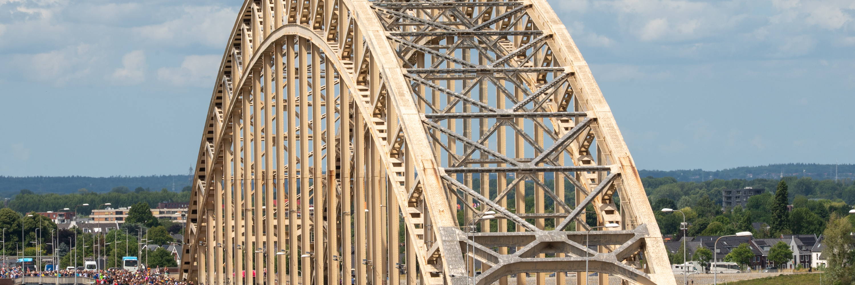 Explanation of opportunities for first-time participants and ticket transfer